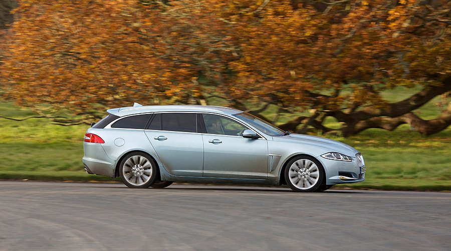 Jaguar XF Sportbrake im Scotch-Whisky-Test