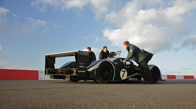 Bentley Speed 8: John Simister takes a ride in a Le Mans racer