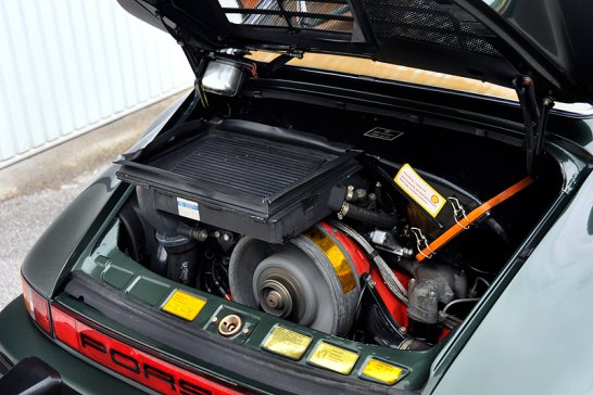 Porsche 911 Turbo 3.3: The sleeping cyclone