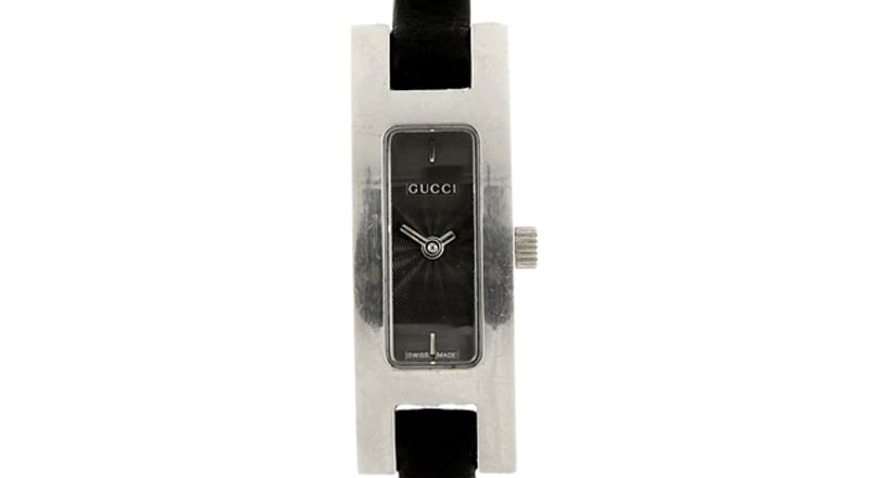 A stainless steel quartz lady s Gucci 3900L wrist watch. Classic