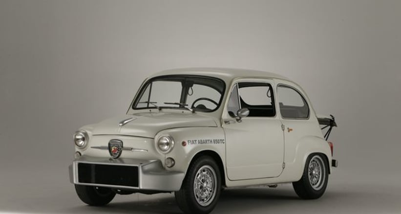 Classic Seat 600 Turned Into An Abarth TCR Racer