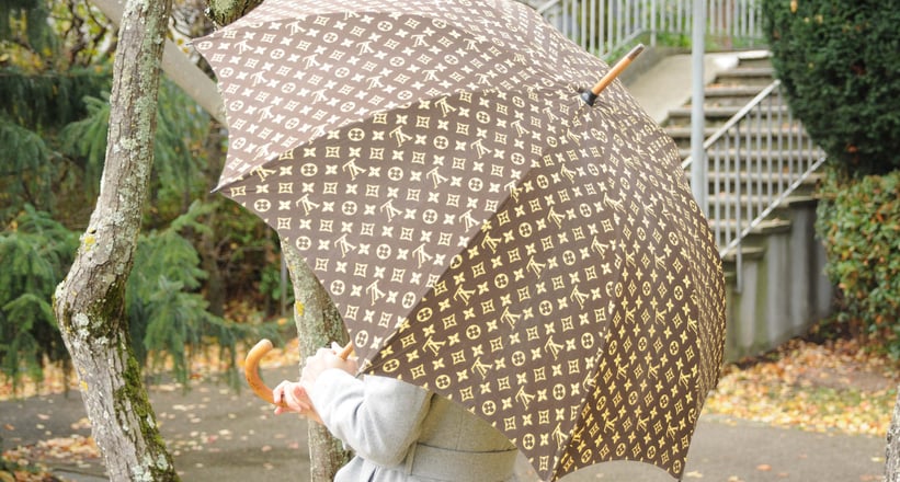 Sold at Auction: Louis Vuitton Umbrella