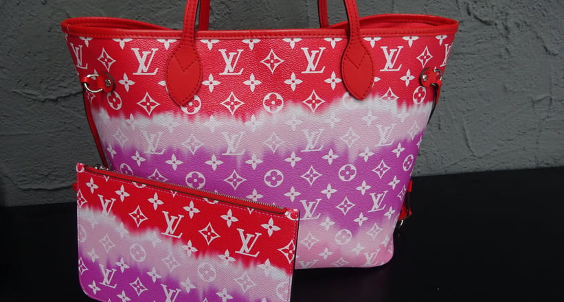 New in Box Louis Vuitton Limited Edition Escale Red Neverfull Tote Bag