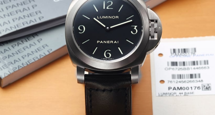 Officine Panerai Ref. OP 6725 Classic Driver Market