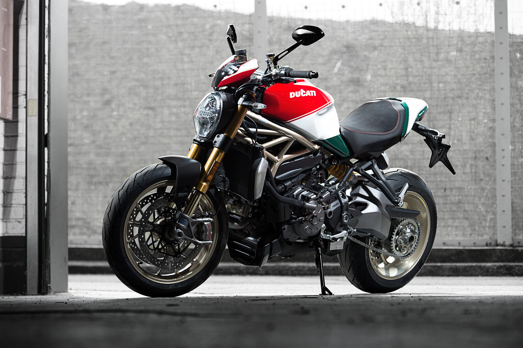 2019 ducati monster