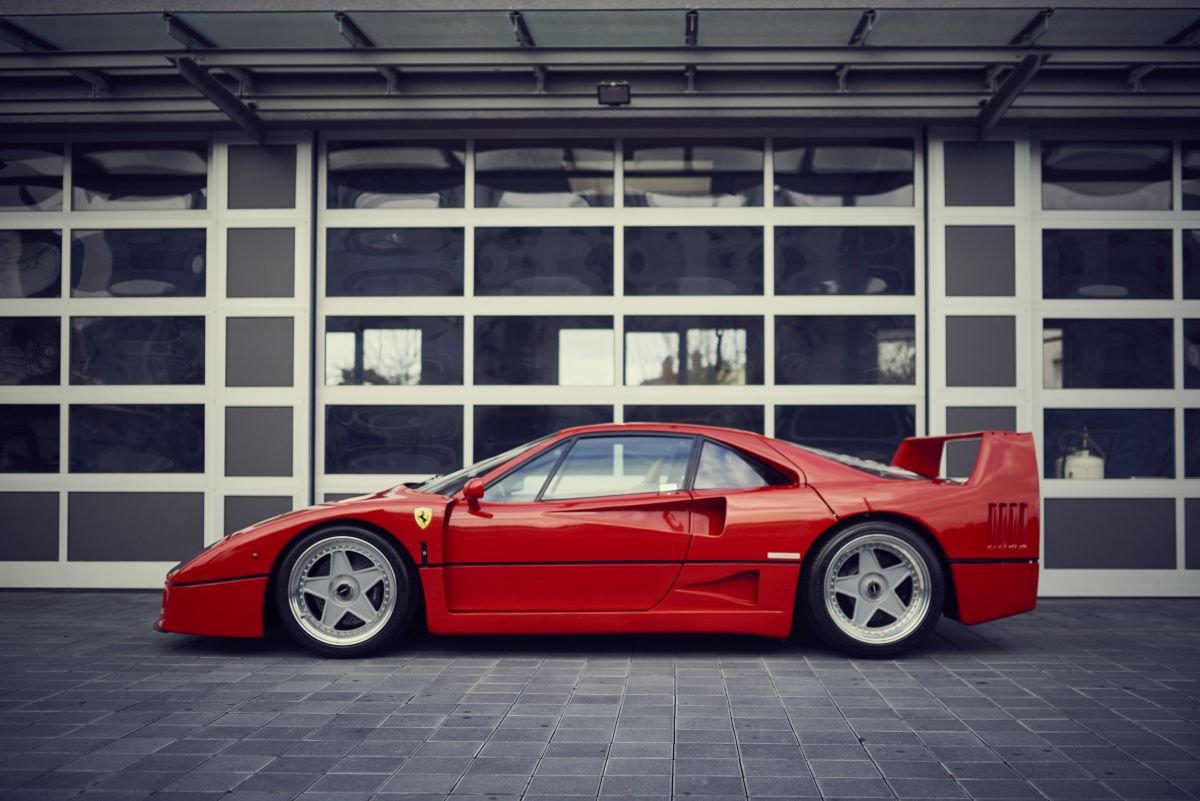 1989 Ferrari F40 | Classic Driver Market