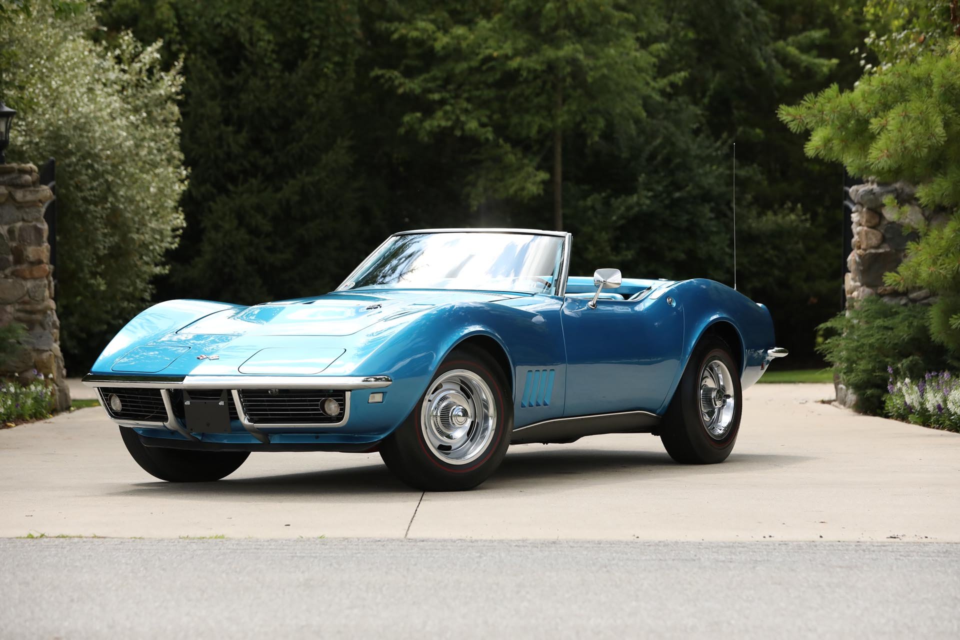 Chevrolet Corvette 427 435 