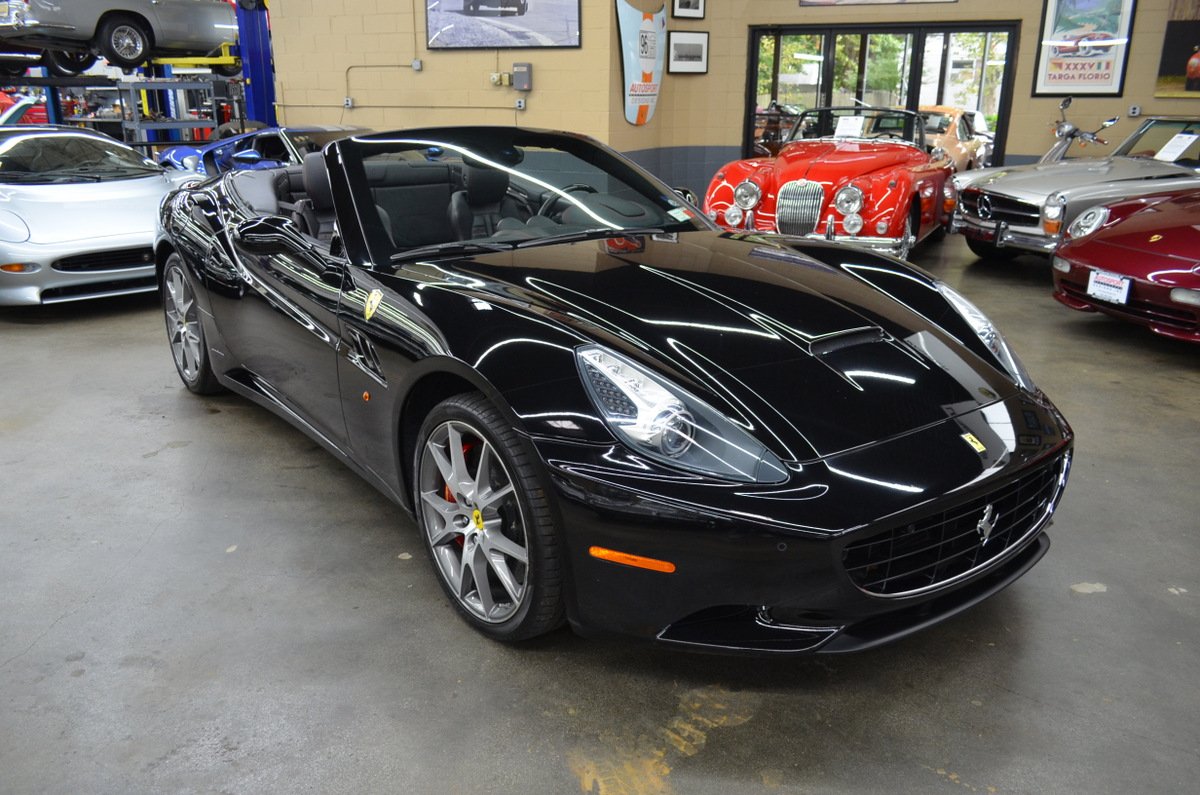 2010 Ferrari California | Classic Driver Market