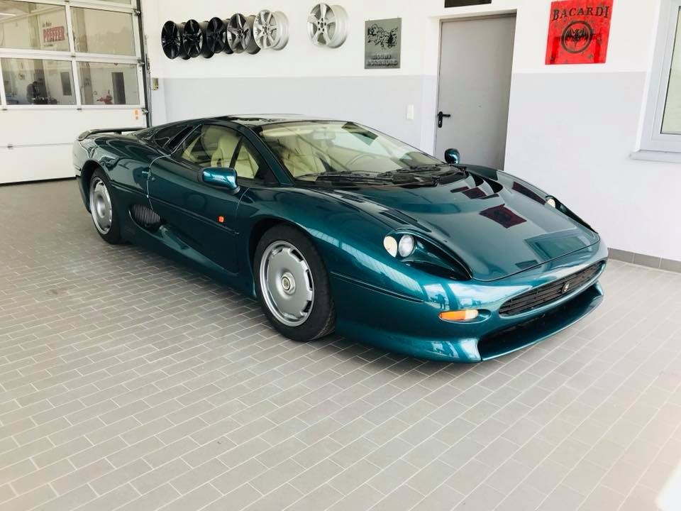 Jaguar xj220 1992 s Black Wheels