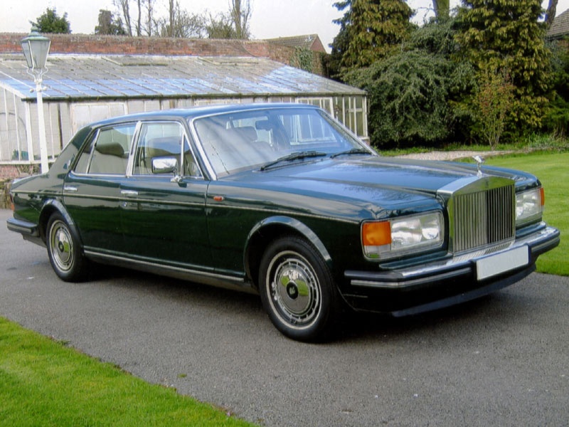 Классика н. Роллс Ройс Сильвер спирит 1. Rolls Royce Silver Spirit 1994. Роллс Ройс Сильвер спирит 1998 года. Rolls Royce Silver Spirit универсал.