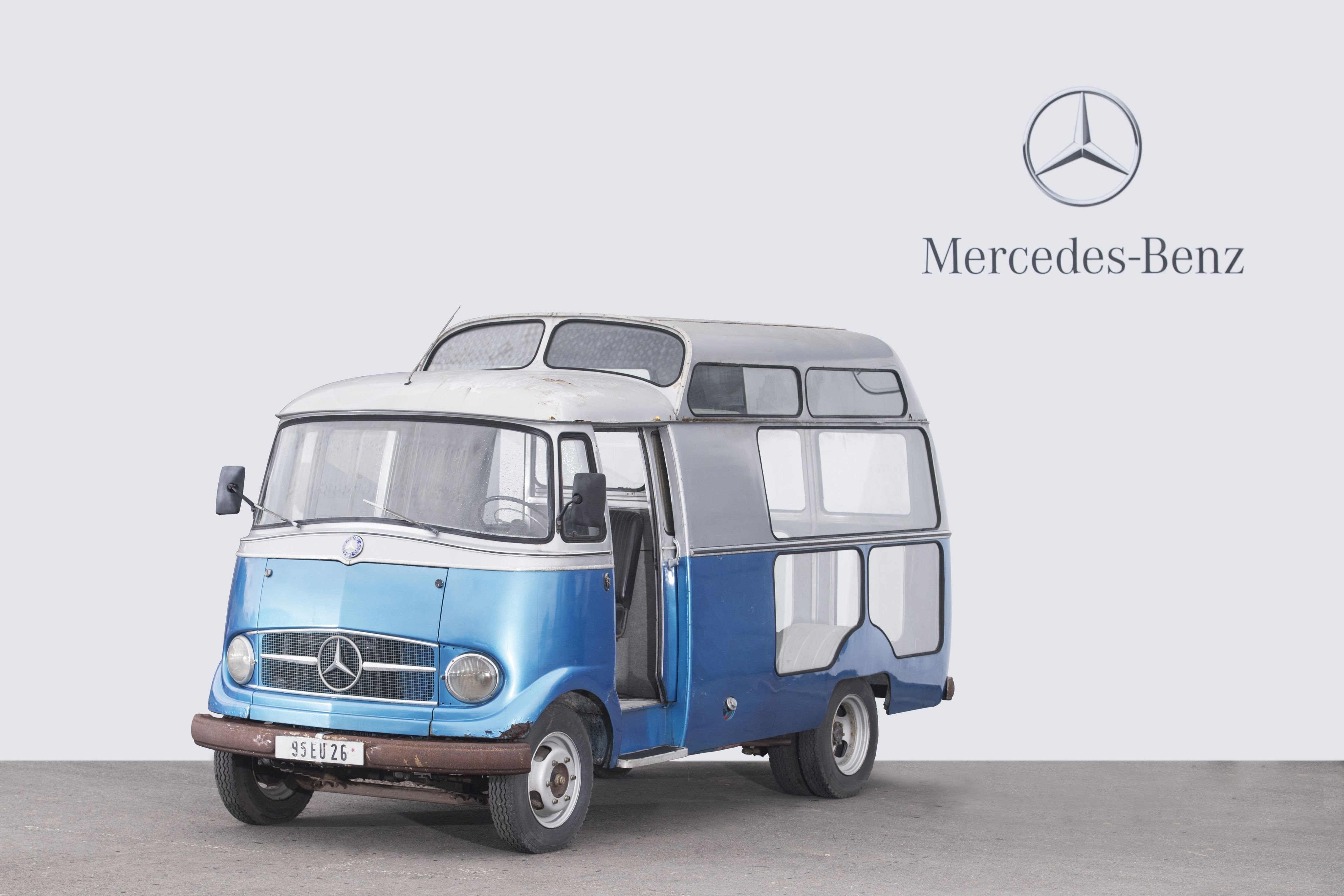 1961 Mercedes-Benz O319 Panorama Bus 