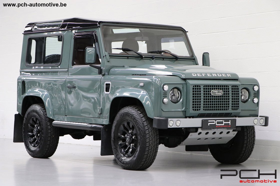 2011 Land Rover Defender - 90 Td4 Se - Unique - 