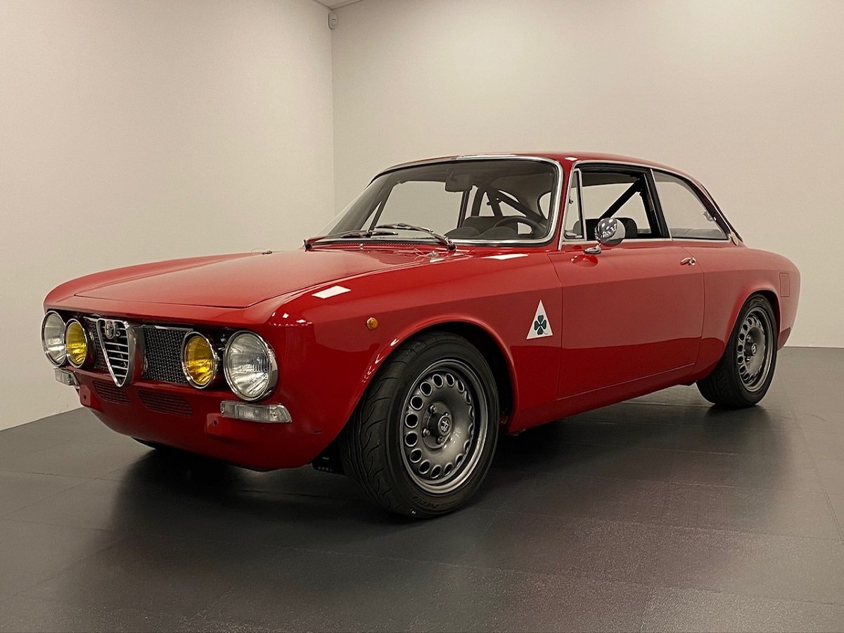 1971 Alfa Romeo Gtv Alfaholics Gta R Classic Driver Market