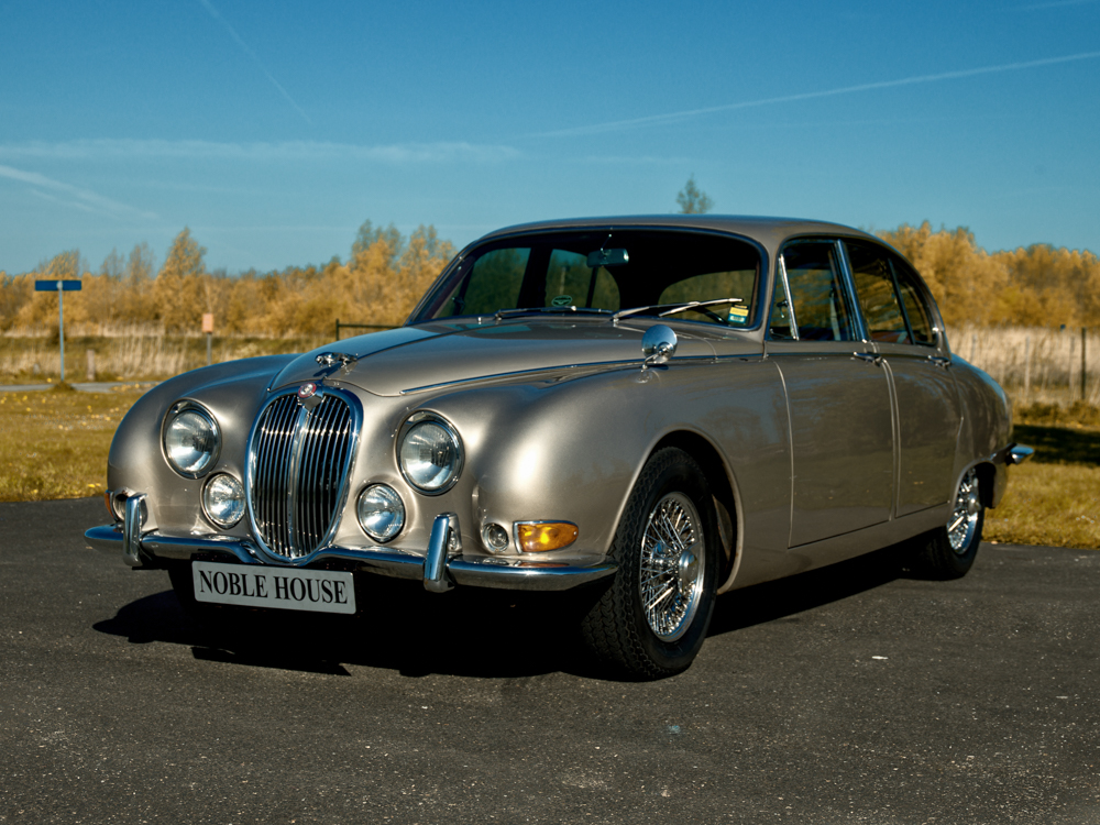 Kinsmart jaguar s type