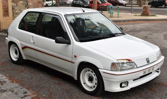 You're such a lightweight! The Peugeot 106 Rallye. - Wizard Classic Cars
