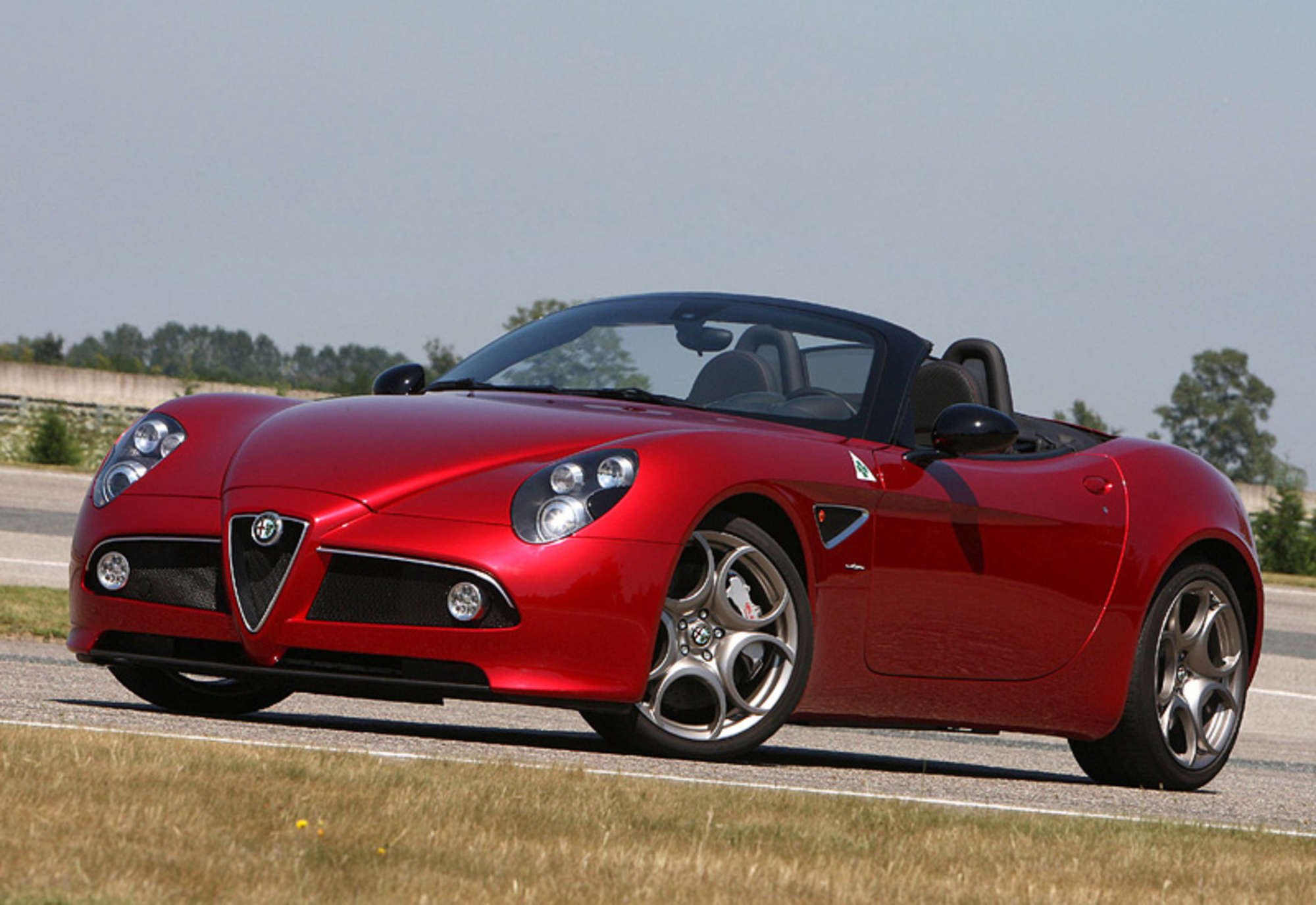 Альфа ромео спайдер фото 2013 Alfa Romeo 8C Classic Driver Market