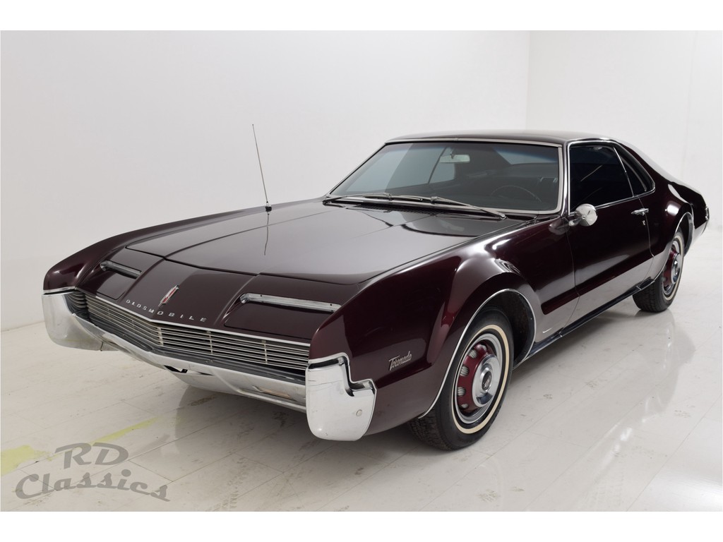 Oldsmobile Toronado 66