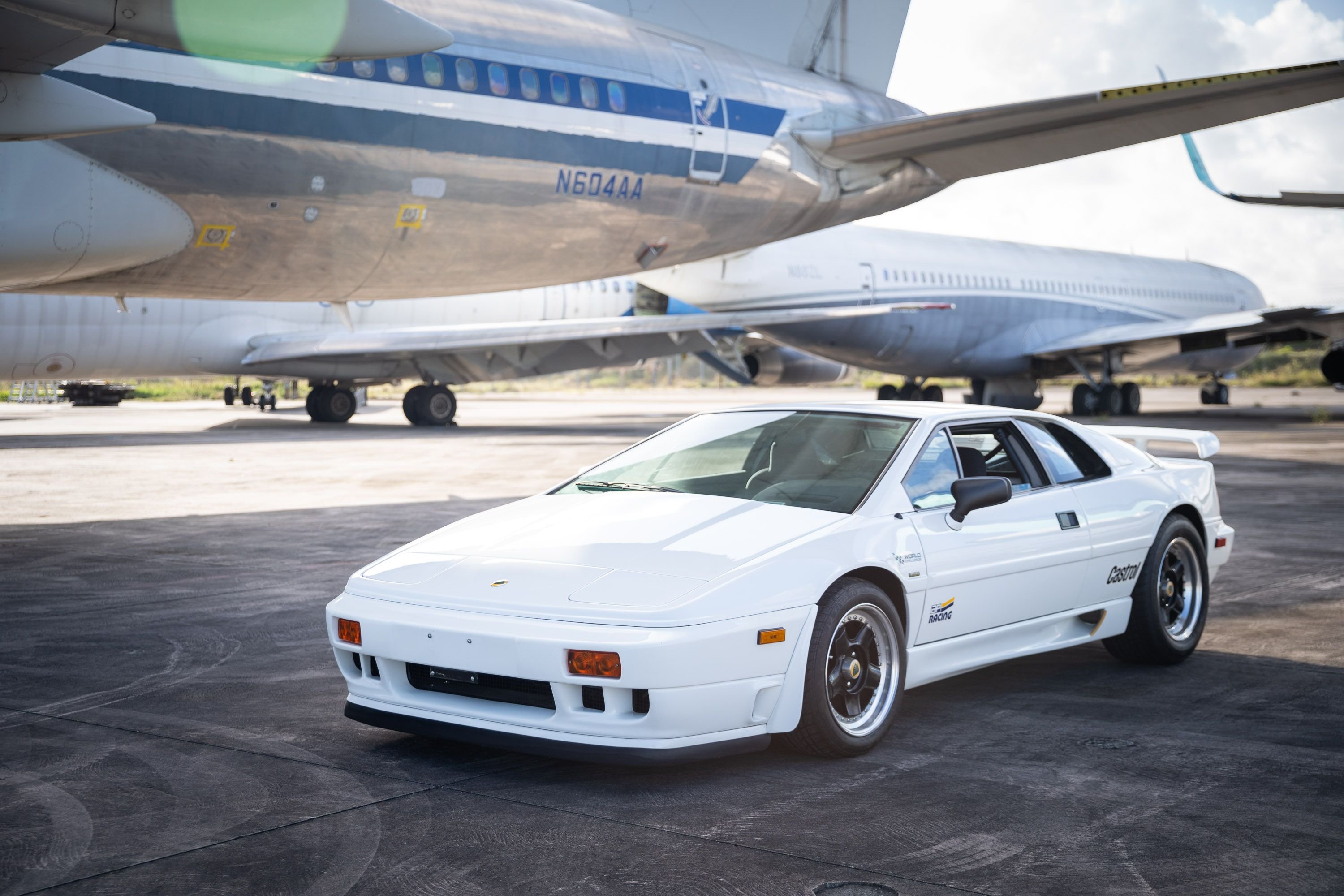 1991 Lotus Esprit - X180R | Classic Driver Market