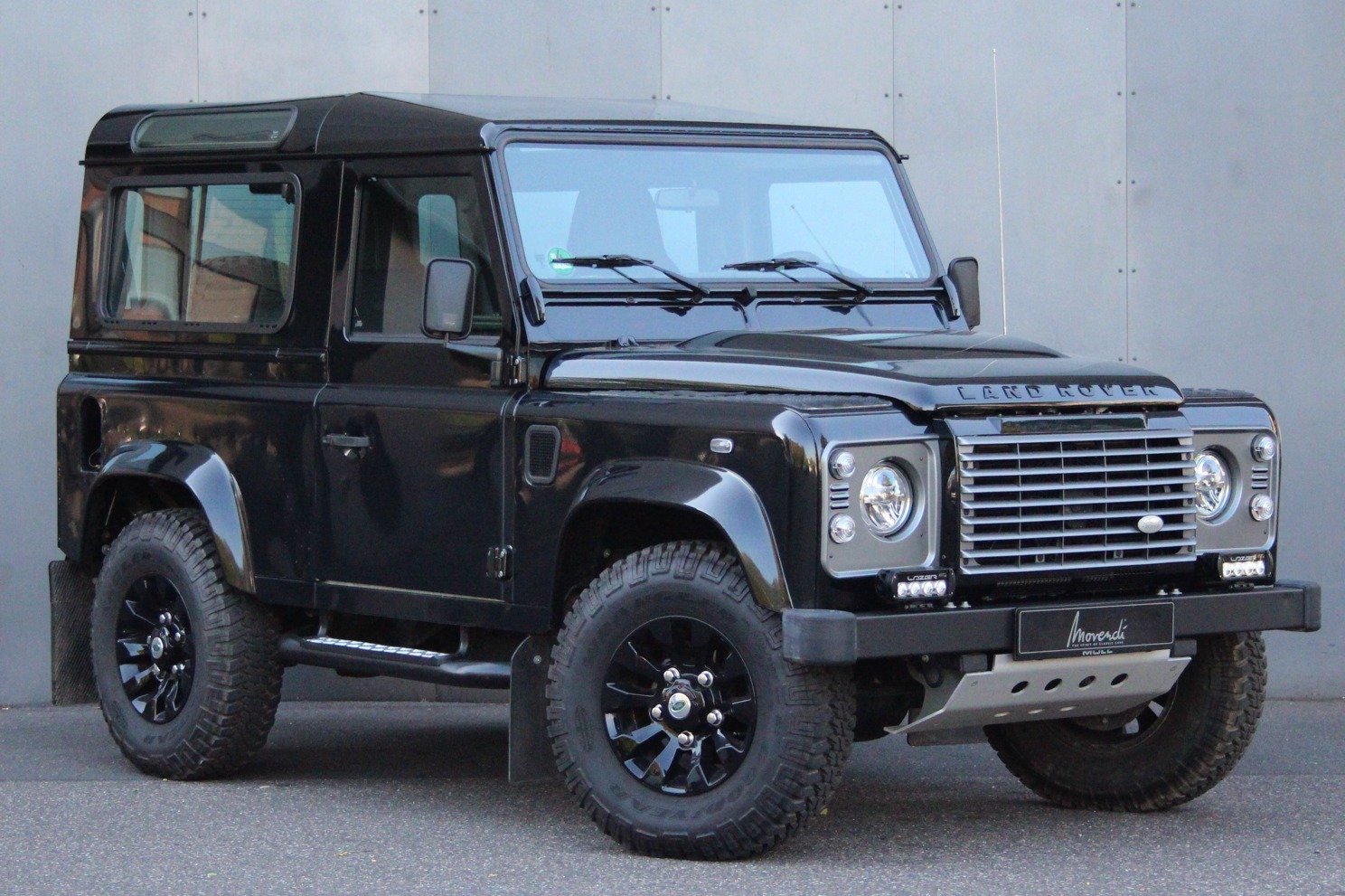 2013 Land Rover Defender - 90 - New car condition! | Classic Driver Market