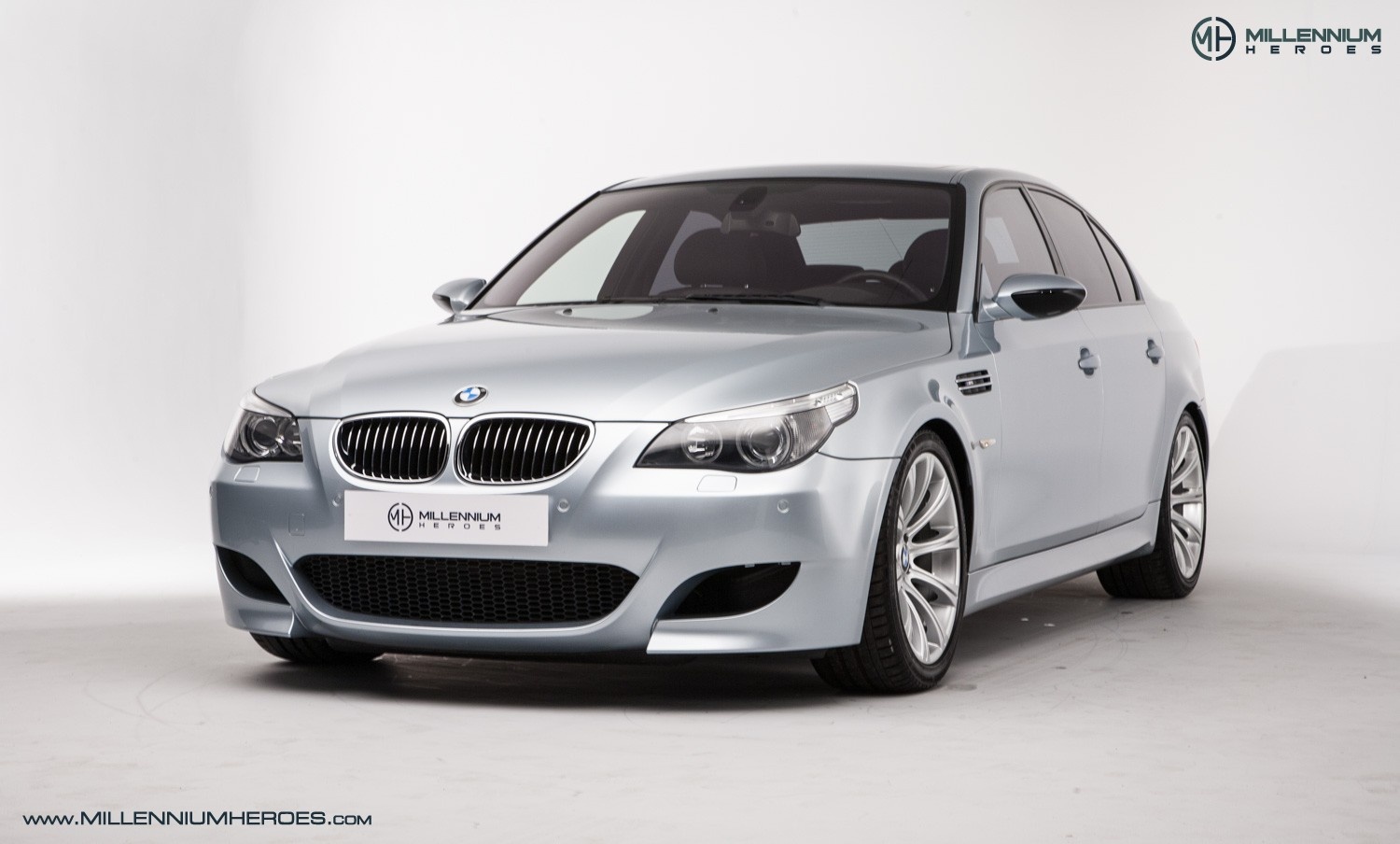 BMW m5 e60 Silverstone Metallic