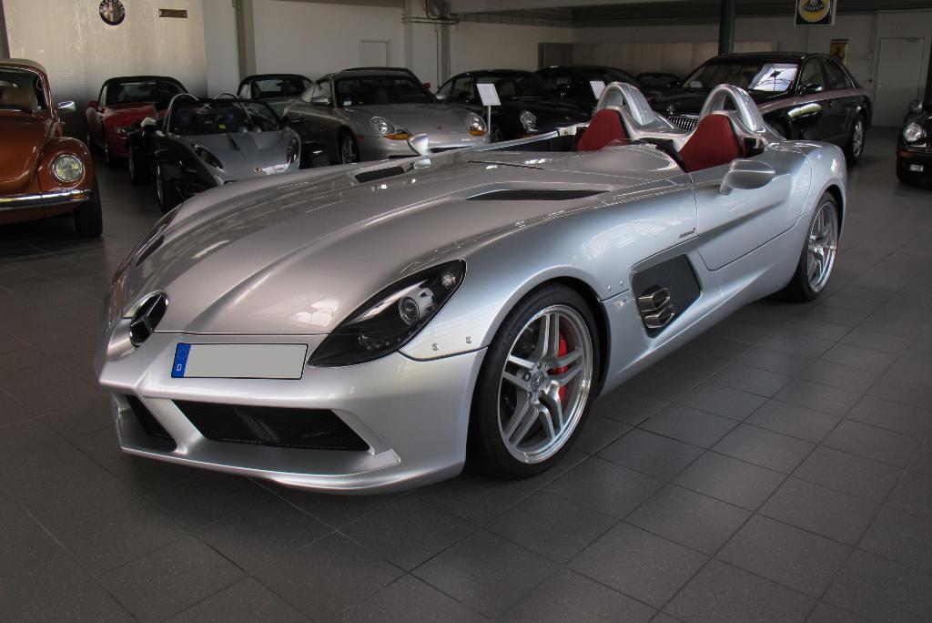 Mercedes Benz SLR MCLAREN Price