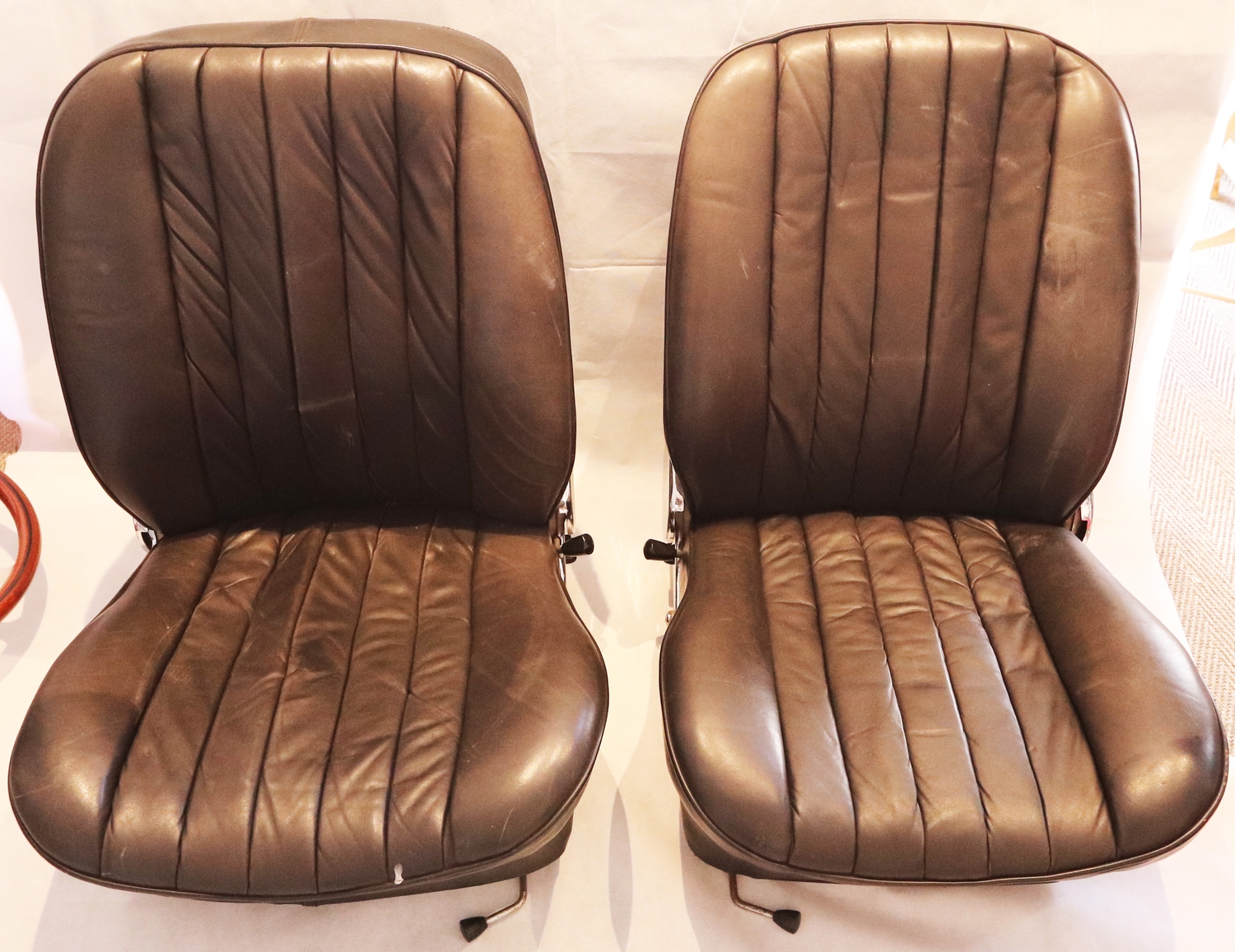 Porsche 356 outlet seats