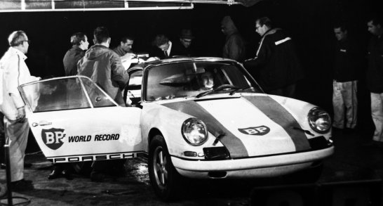 Ferdinand Piëch's ground-breaking 1967 Porsche 911 R is still the lightest  of all 911s | Classic Driver Magazine