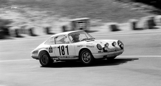 Ferdinand Piëch's ground-breaking 1967 Porsche 911 R is still the lightest  of all 911s | Classic Driver Magazine