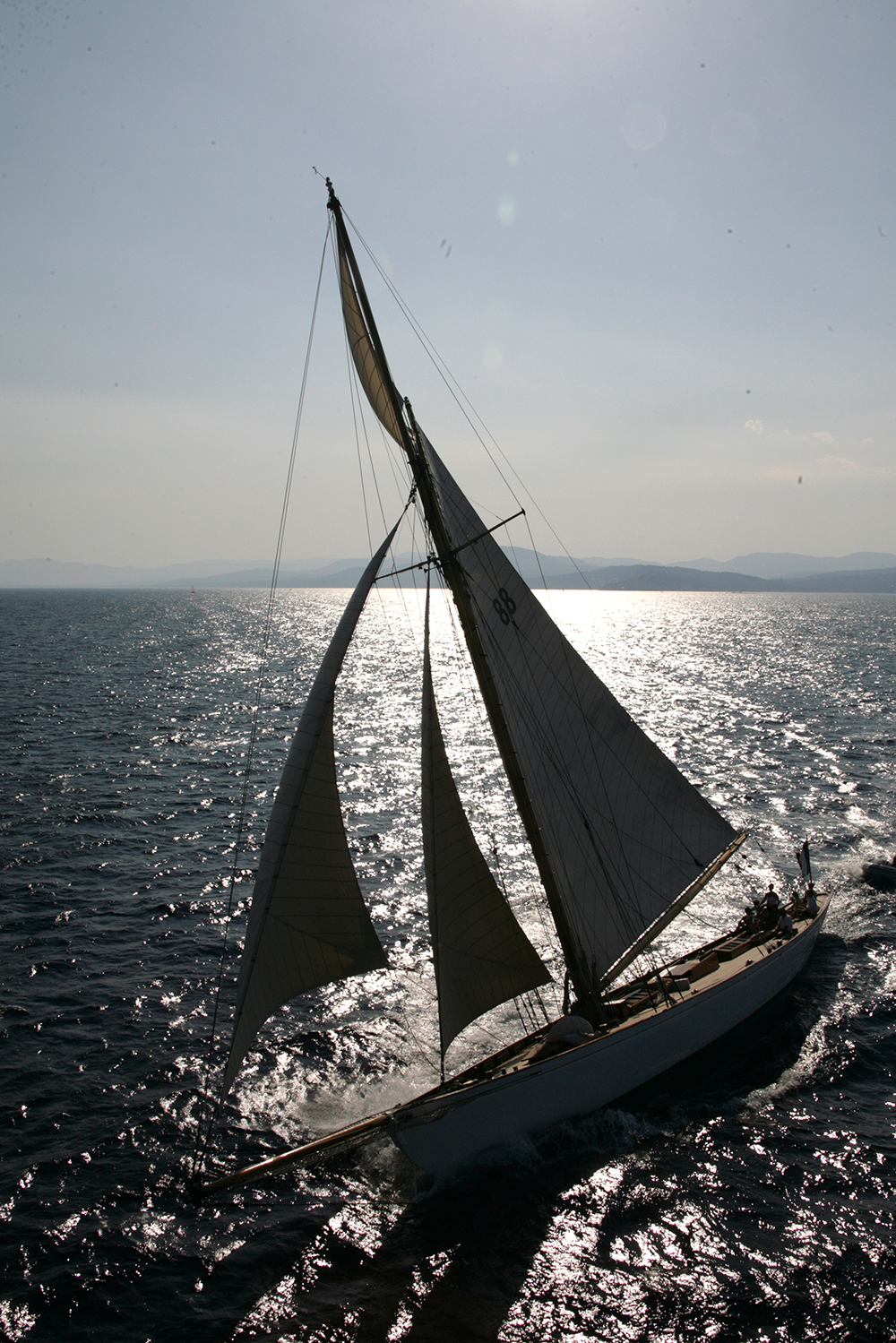 Legendary sailing yacht Moonbeam III to be auctioned in Paris | Classic ...
