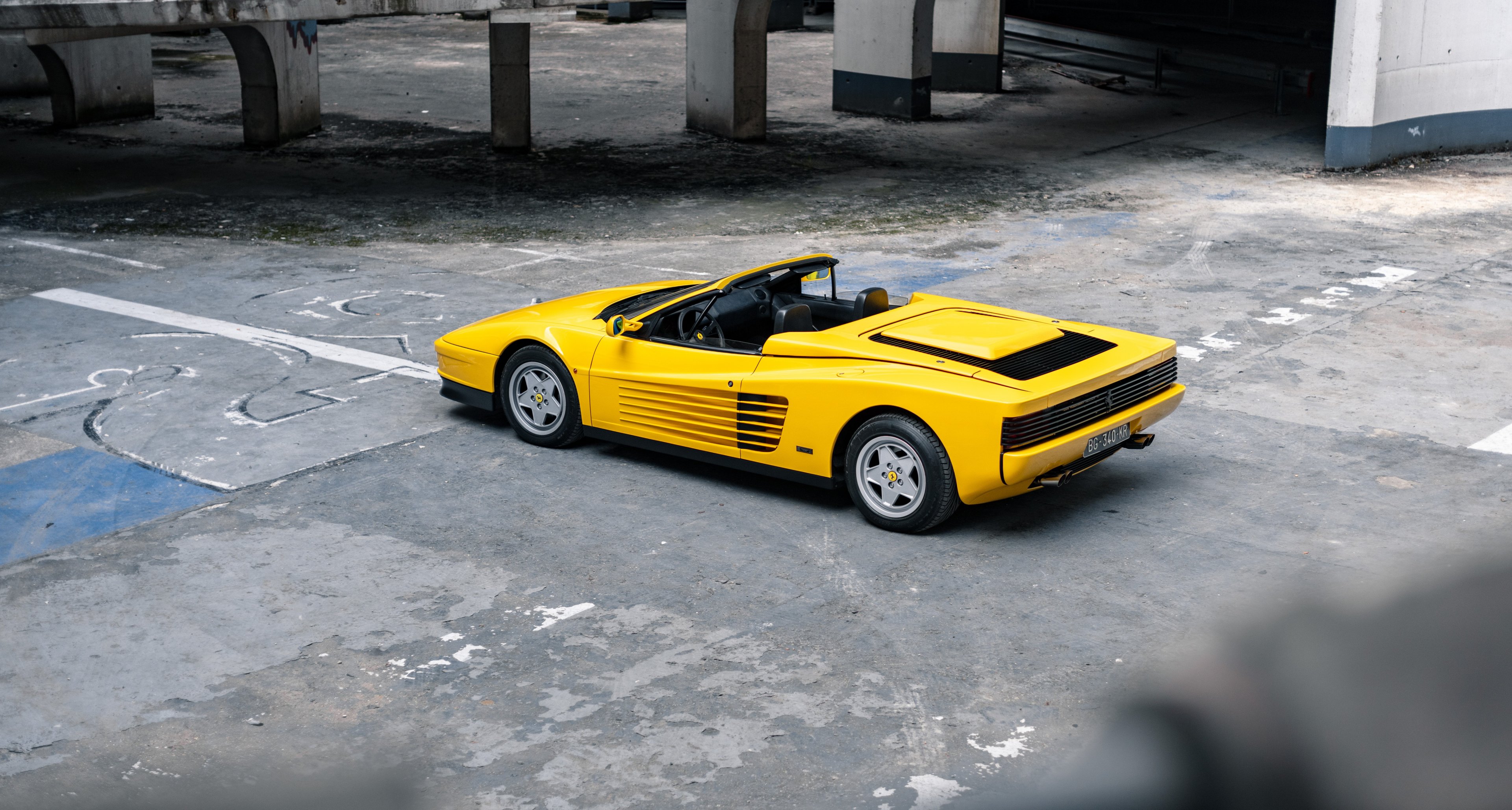 Outrun The Fashion Police With This Eye Popping Ferrari Testarossa Spider Classic Driver Magazine