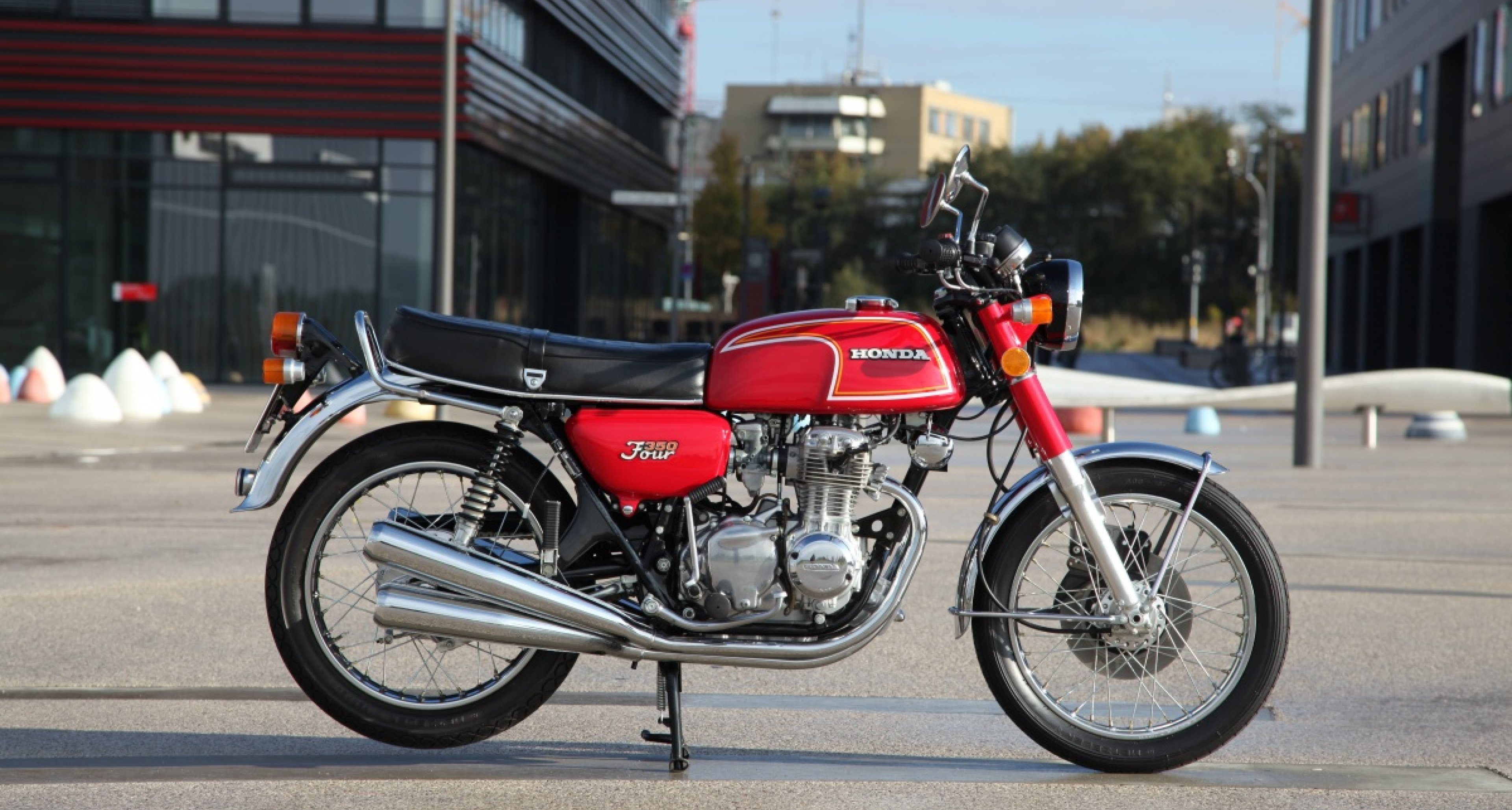 The Fast East: 10 Japanese bikes from the Classic Driver Market ...