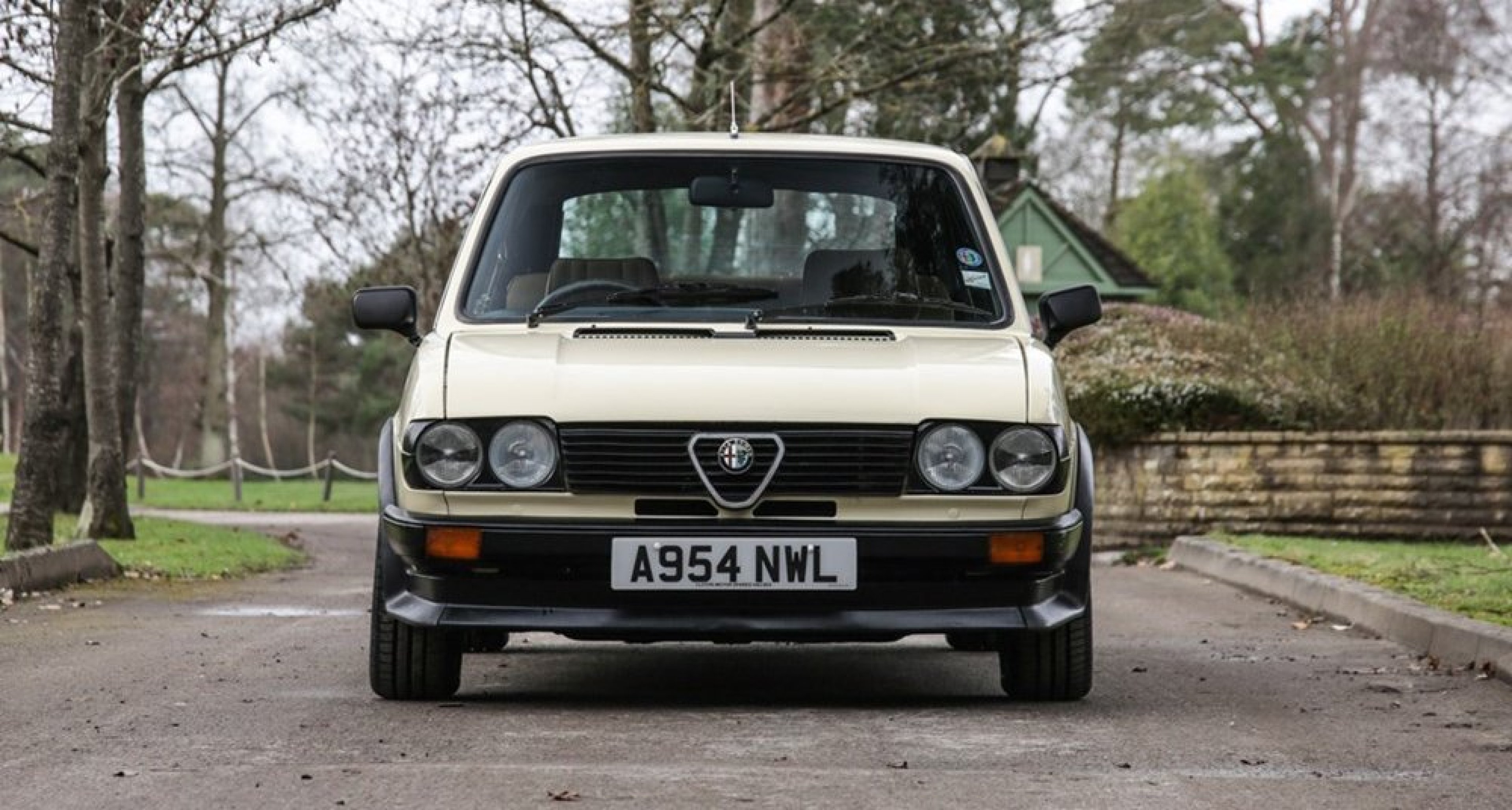 We’re tempted by these affordable classic cars at Historics Auctioneers