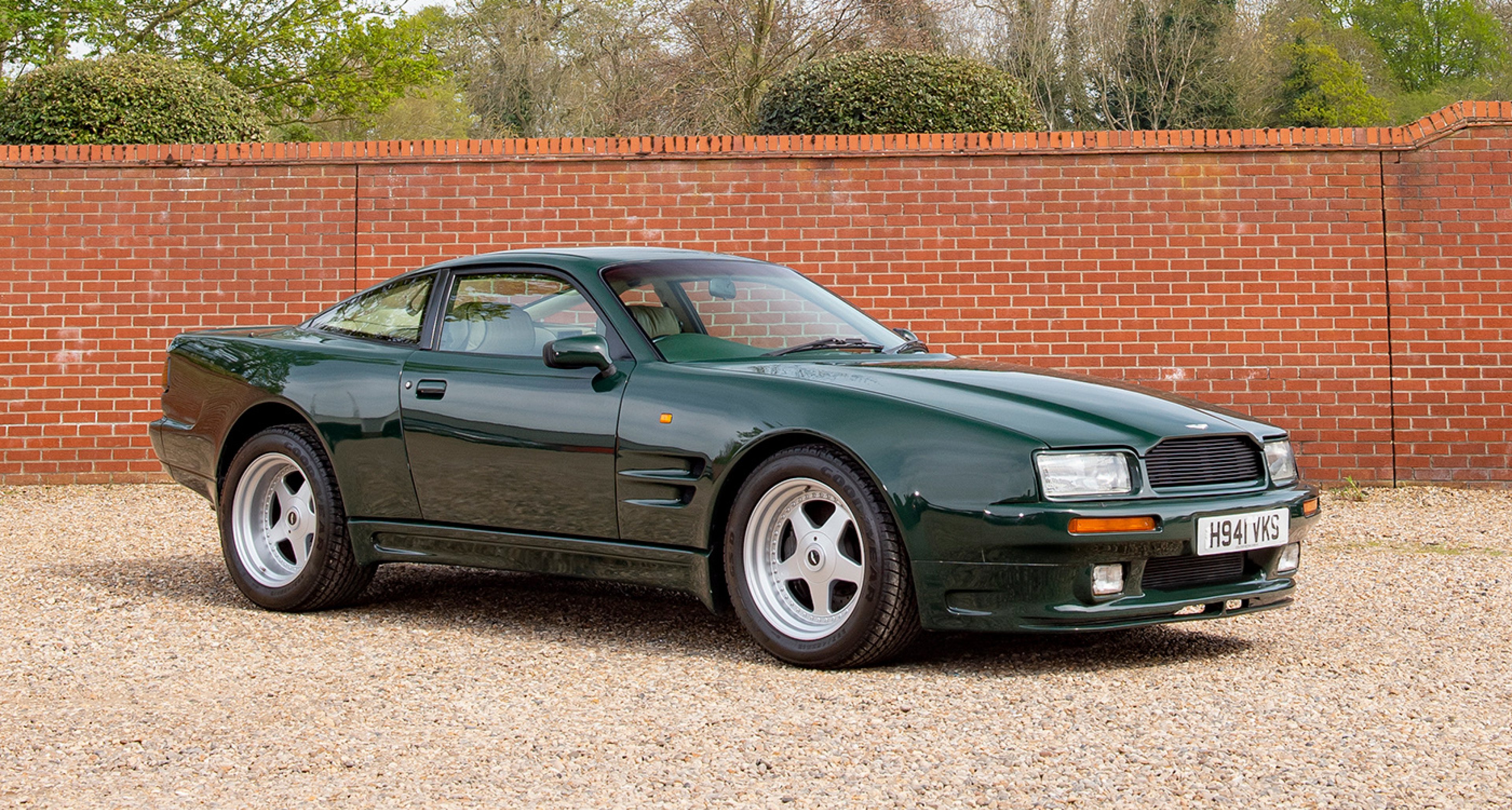 Our picks from Bonhams’ Aston Martin affair in 2019 | Classic Driver ...