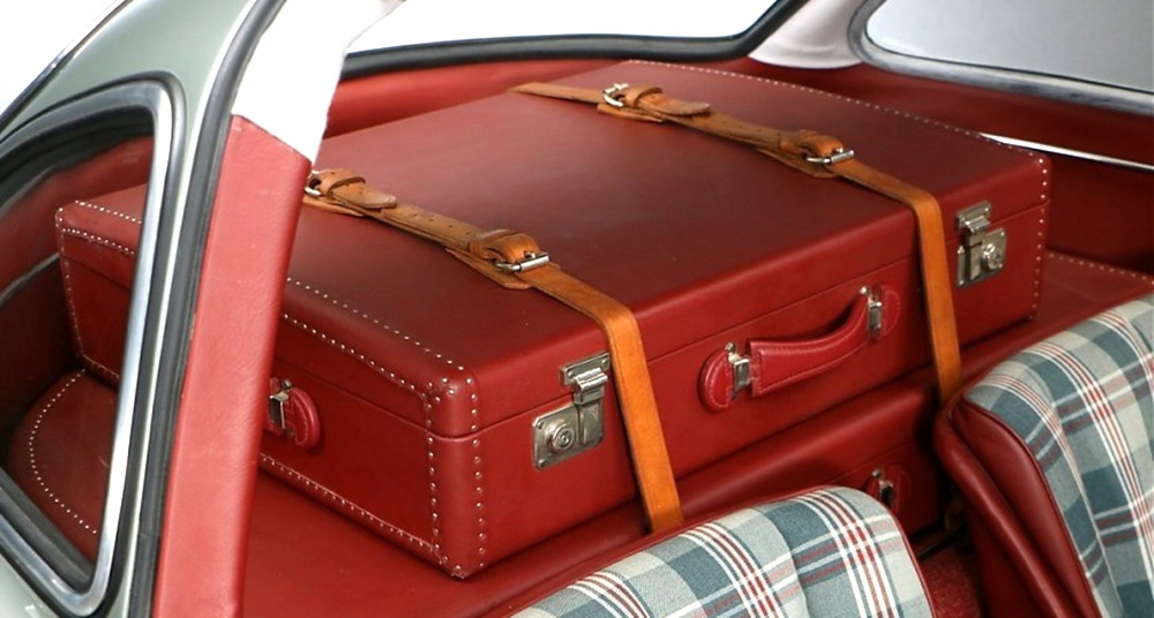 classic car luggage