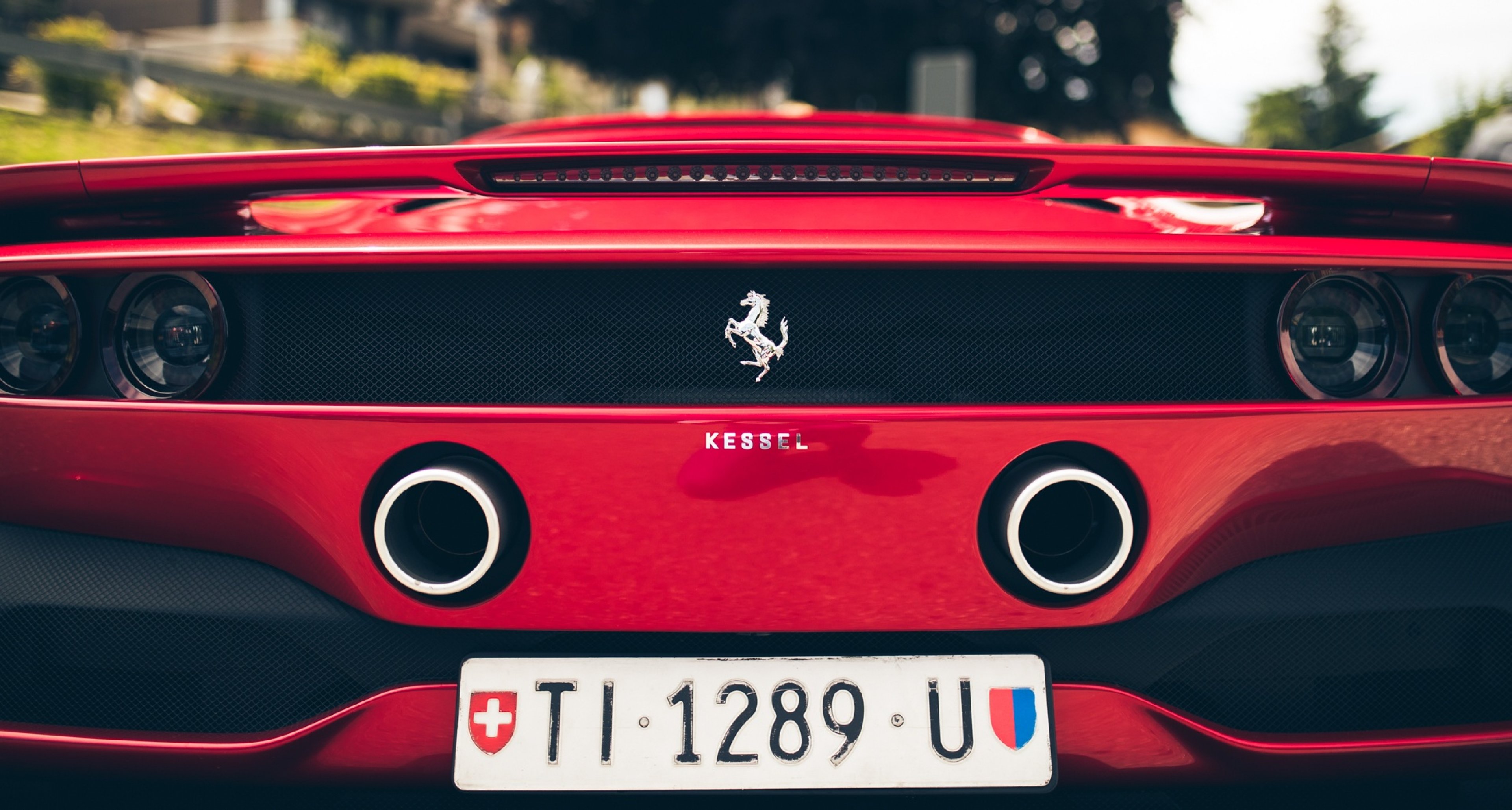 A Rosso Rendezvous With The Ferrari Sp38 Deborah And F40 In Lugano Classic Driver Magazine