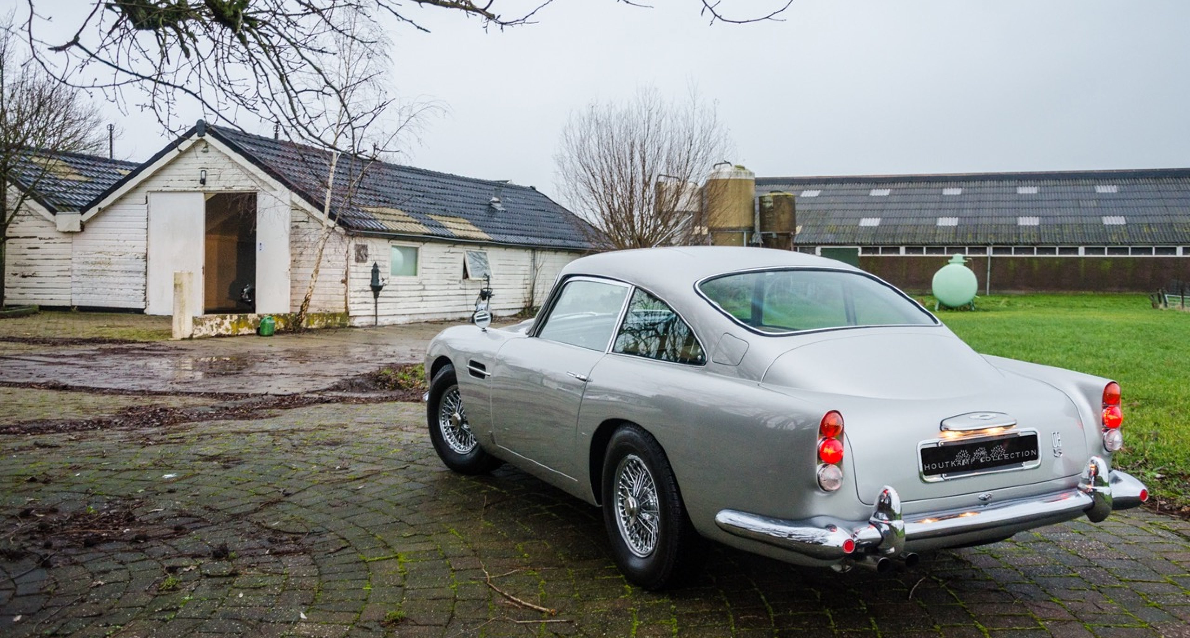 Aston Martin Db4 Db5 And Db6 A Silver Birch Trio In One Fell Swoop Classic Driver Magazine