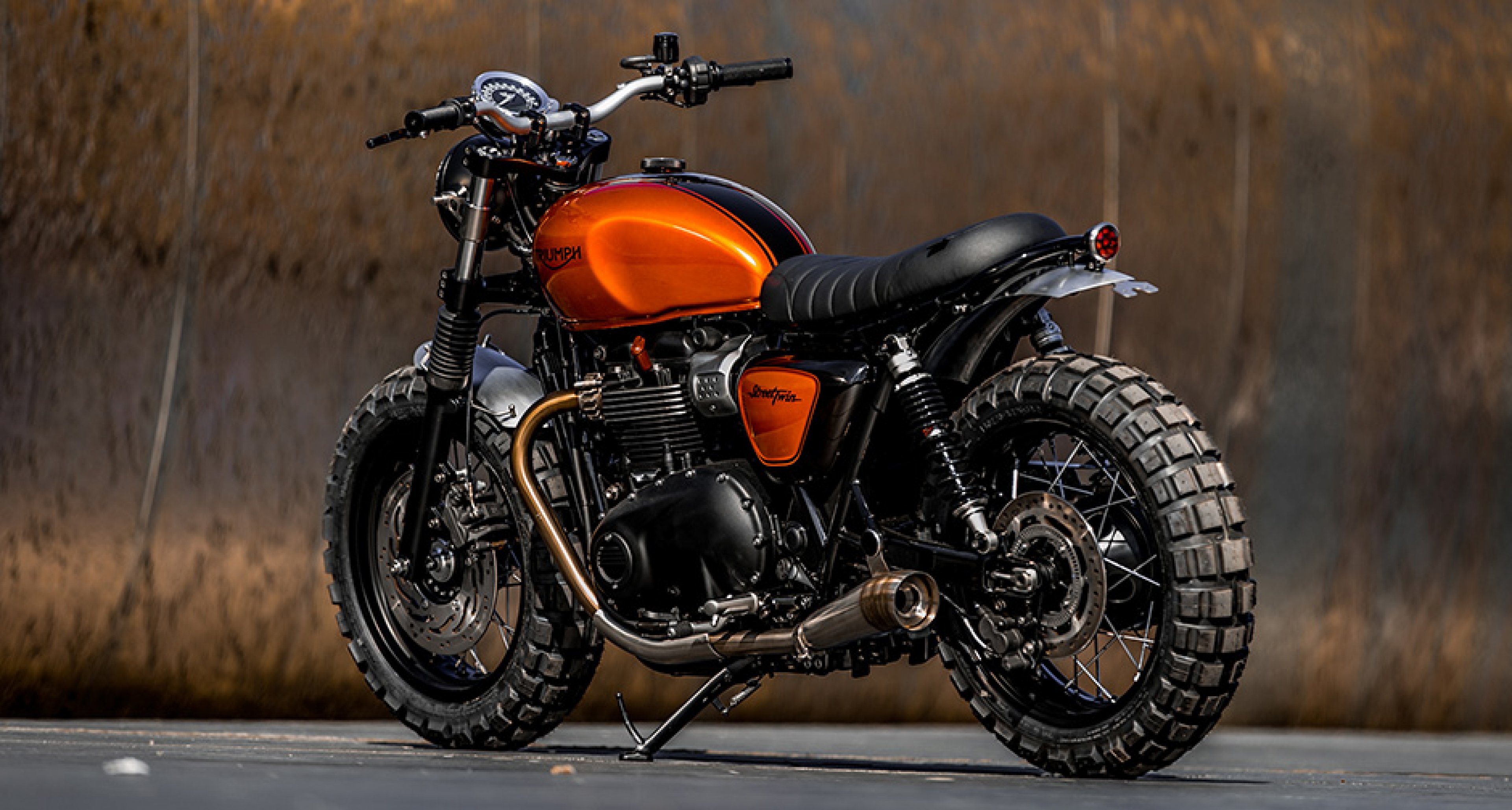 Tangerine Dreaming With Down Out S Triumph Street Twin Classic Driver Magazine
