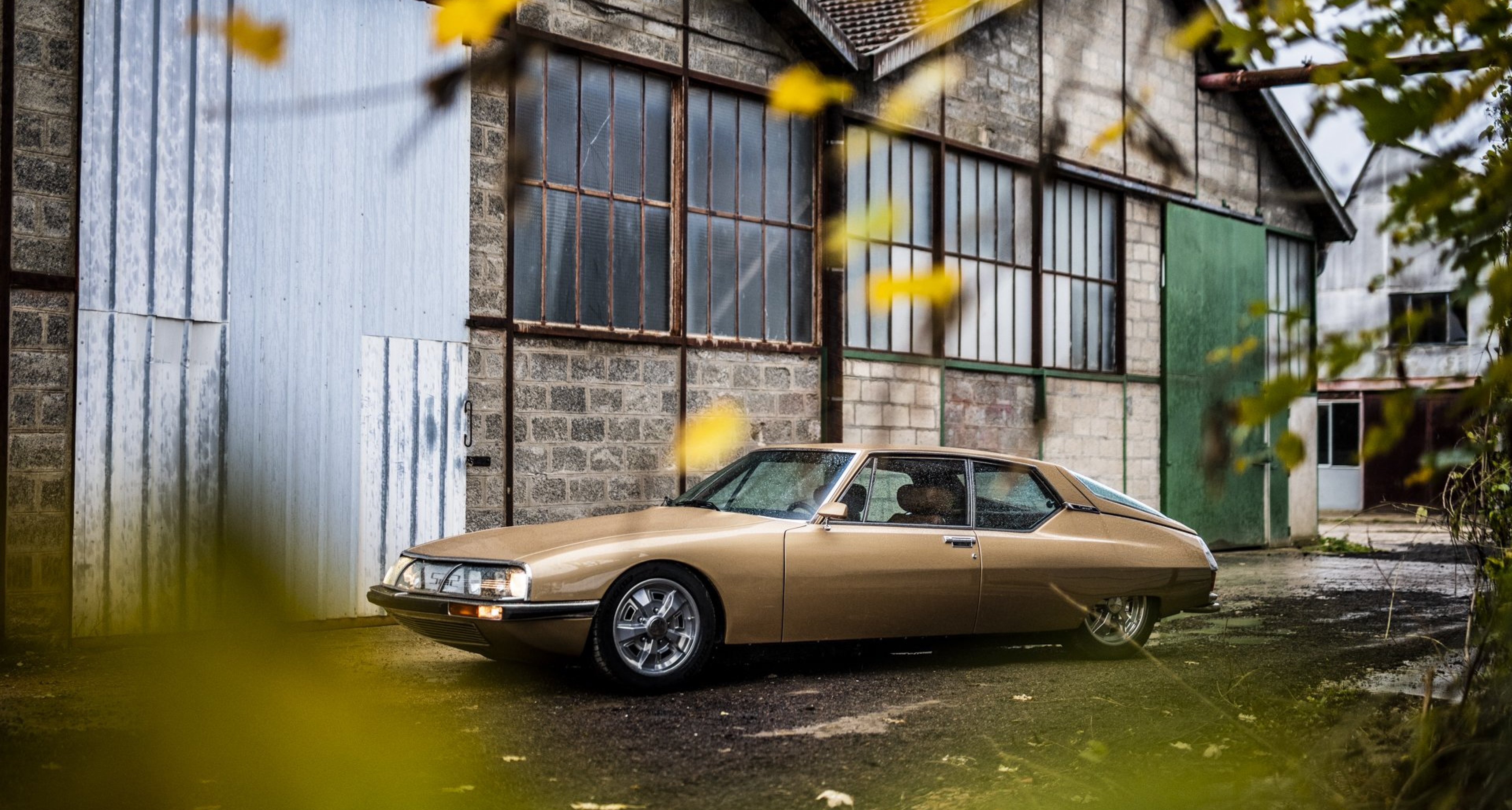 This Citroen Sm Restomod Is A Modern Day Concorde For The Road Classic Driver Magazine