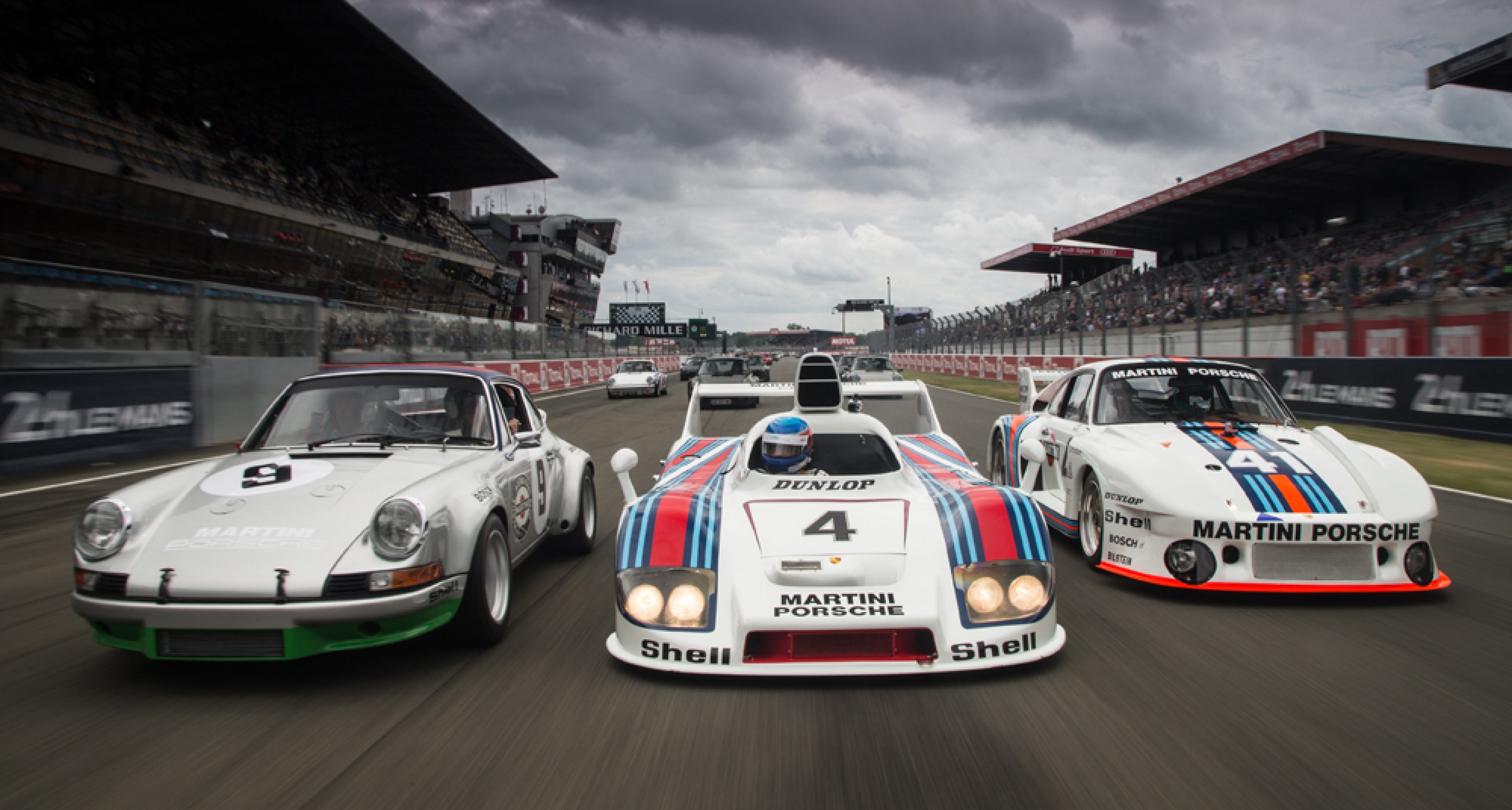 a lap of le mans in a martini porsche 911 carrera rsr classic driver magazine martini porsche 911 carrera rsr