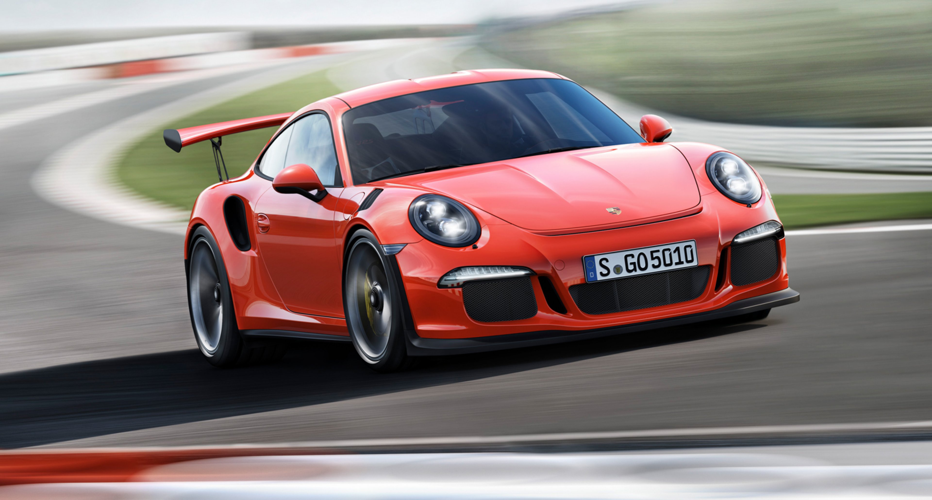 The New Porsche 911 Gt3 Rs Is Faster Than The Carrera Gt Classic Driver Magazine