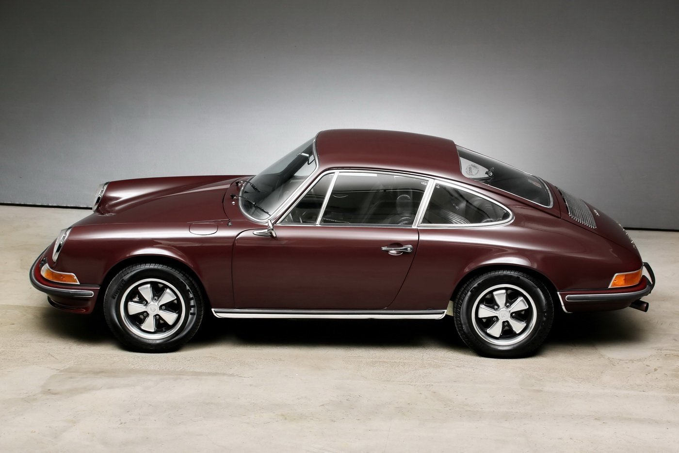 1969 Porsche 911 - S 2,2 Coupé | Classic Driver Market