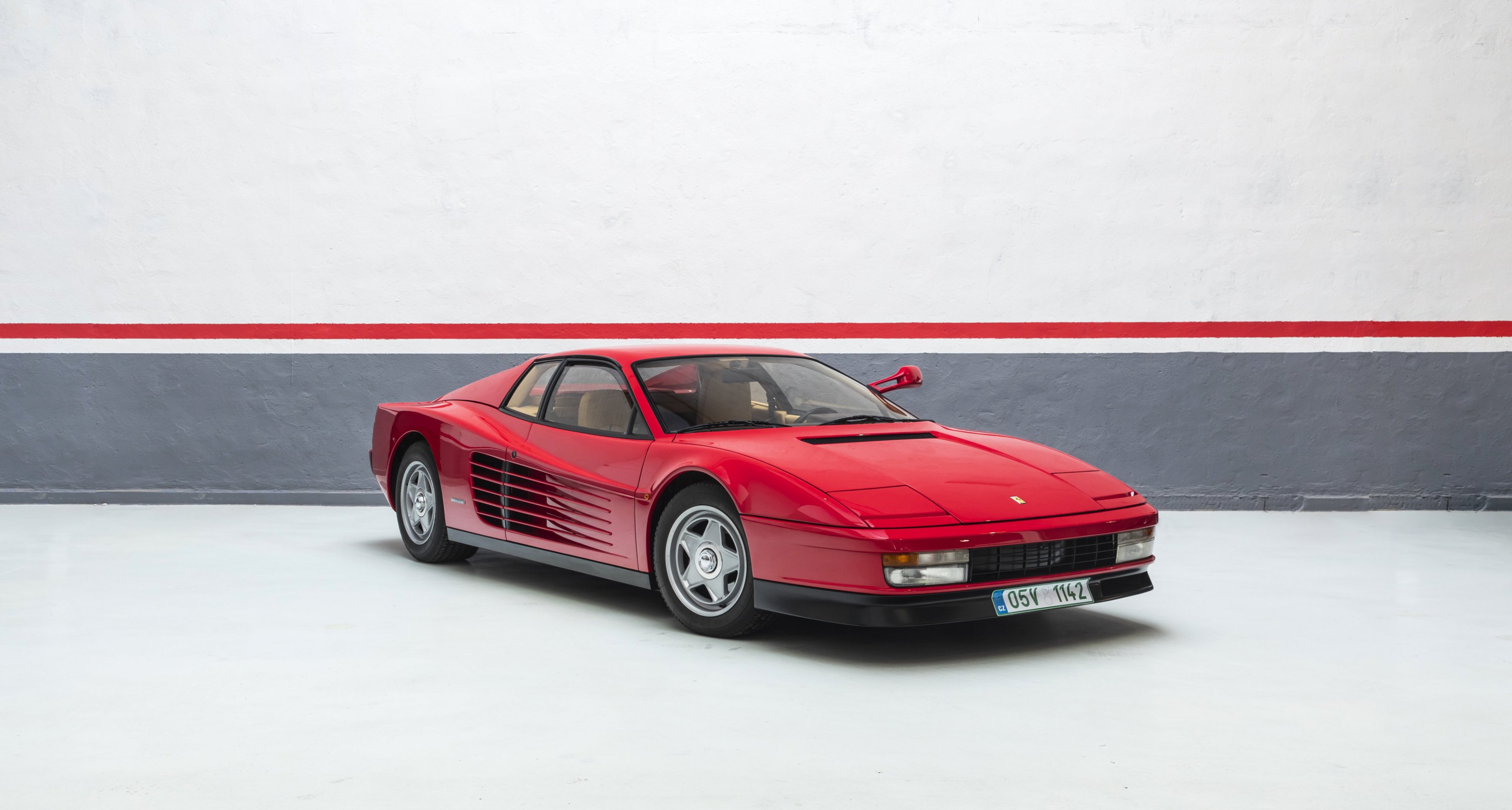 1985 Ferrari Testarossa - | Monospecchio | Classic Driver Market