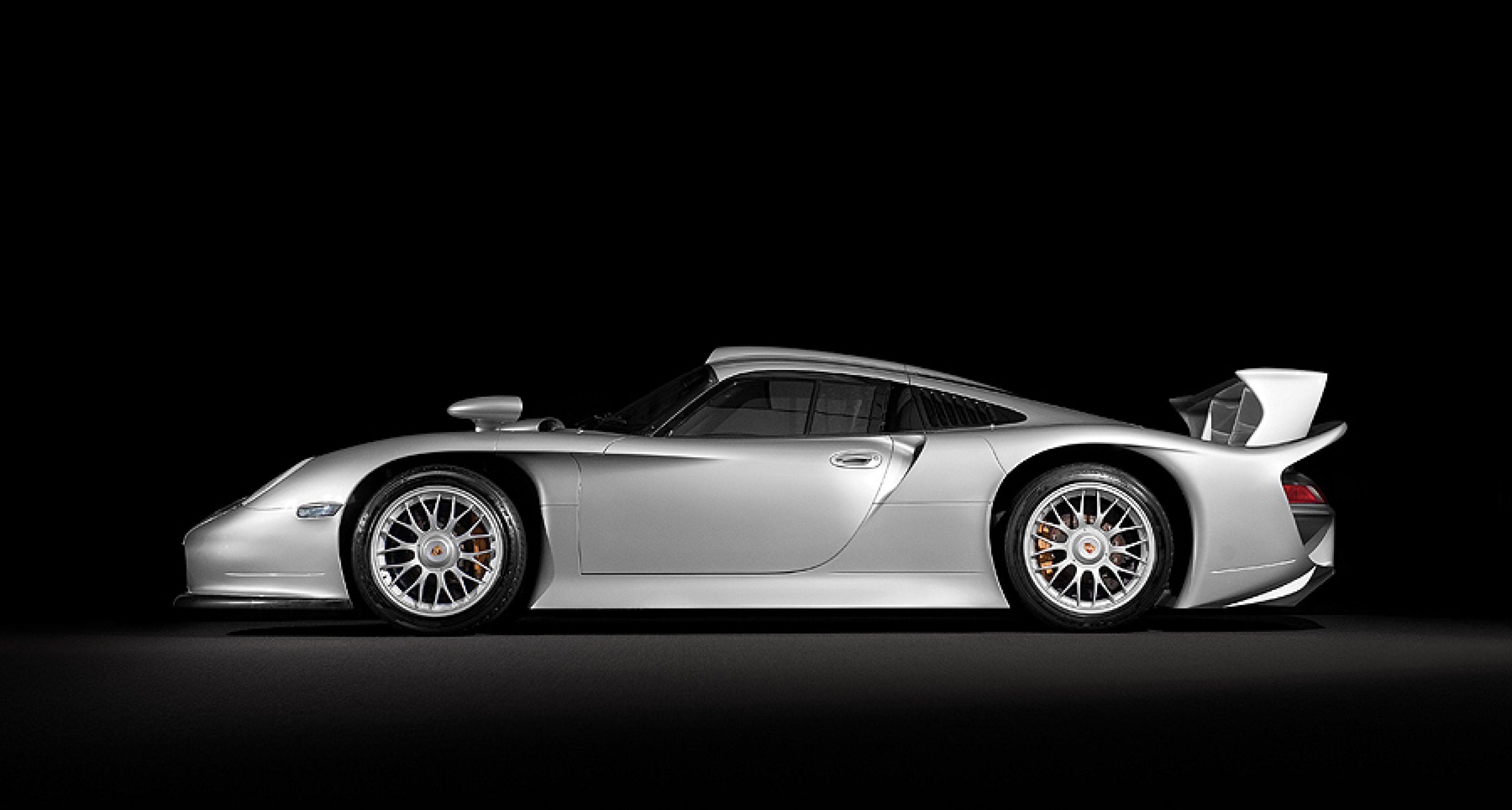 Porsche 911 GT1 'Street Version' | Classic Driver Magazine