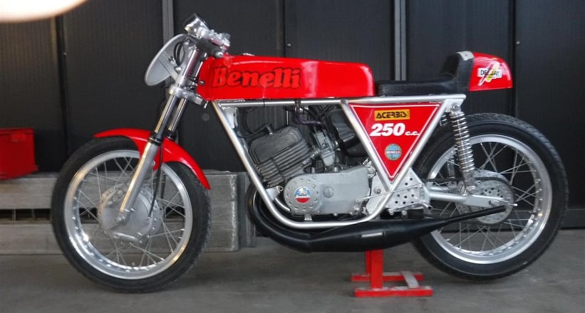 cafe racer benelli 250