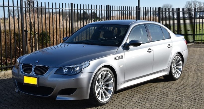 File:2007 BMW M5 (E60 MY07) sedan (2015-06-27) 01.jpg - Wikimedia