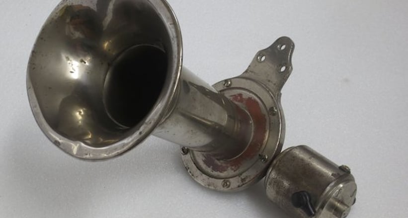 electric klaxon horn