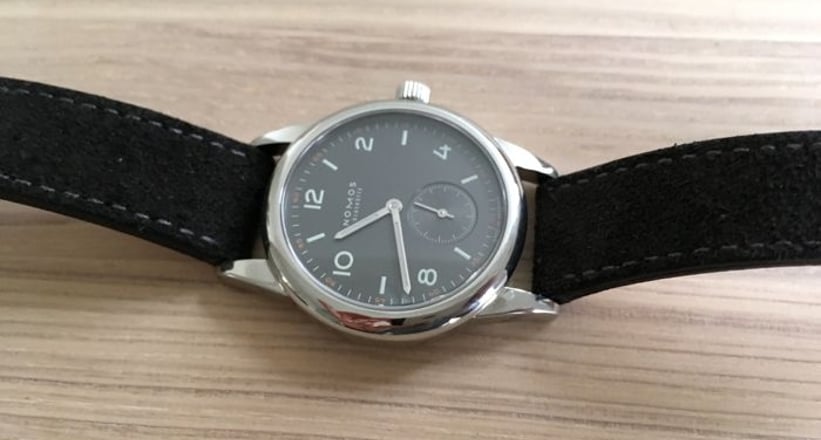 nomos club dunkel