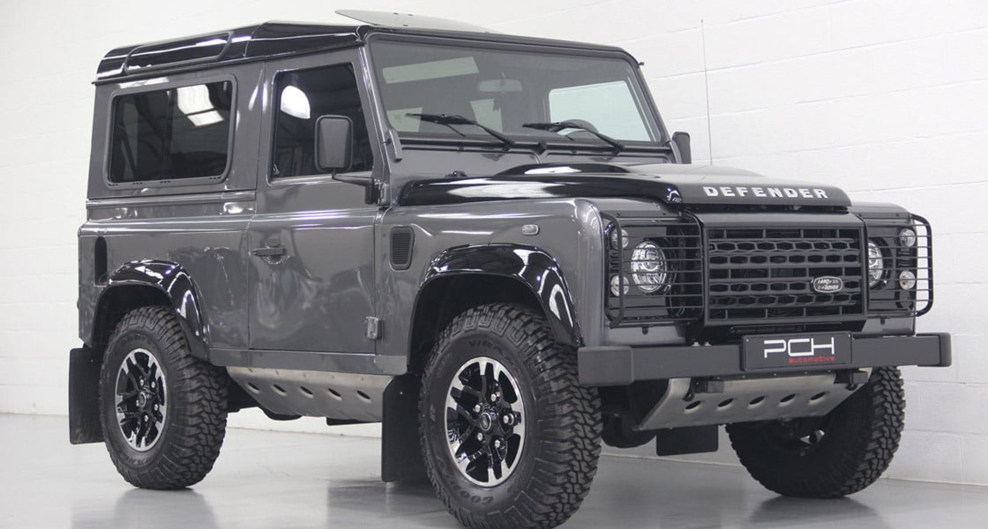 Don’t honk – we’re daydreaming about these custom Land Rovers | Classic ...