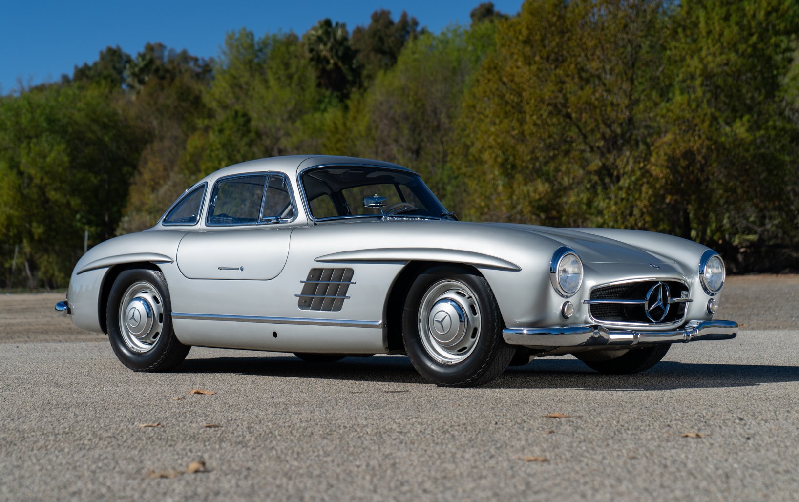 ノレブ ☆ノレブ／NOREV：1/18 ☆メルセデス ベンツ 300 SL／Mercedes-Benz 300 SL Gullwing 1954  (Silver) ☆未展示モデル♪ - uniqueemployment.ca