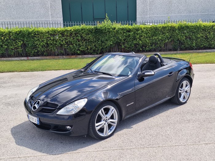 2004 Mercedes-Benz SLK | Classic Driver Market